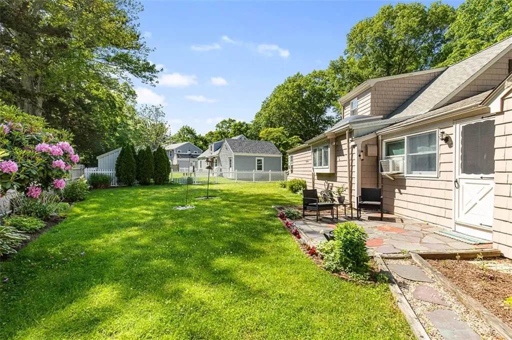 1 Joann Drive Barrington RI 02806