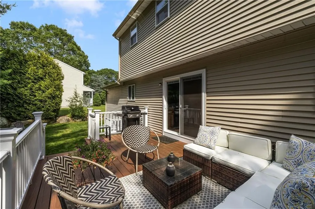 24 Cobblestone Terrace Coventry RI 02816