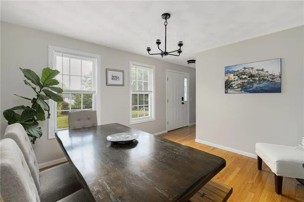 24 Cobblestone Terrace Coventry RI 02816