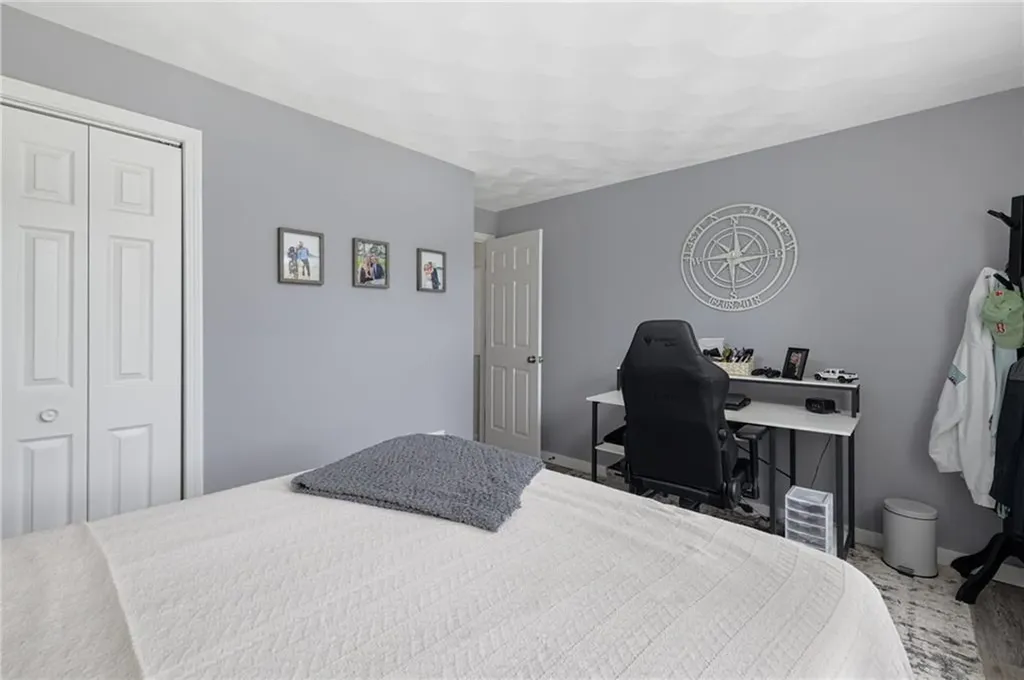 24 Cobblestone Terrace Coventry RI 02816