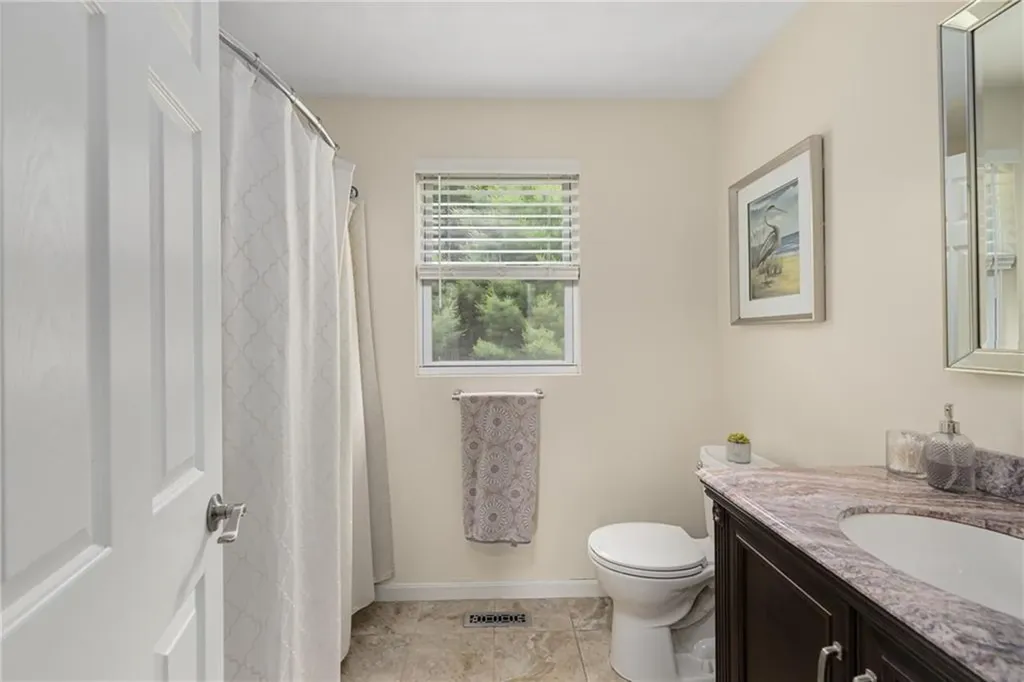24 Cobblestone Terrace Coventry RI 02816