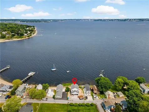 92 King Philip Avenue Bristol RI 02809