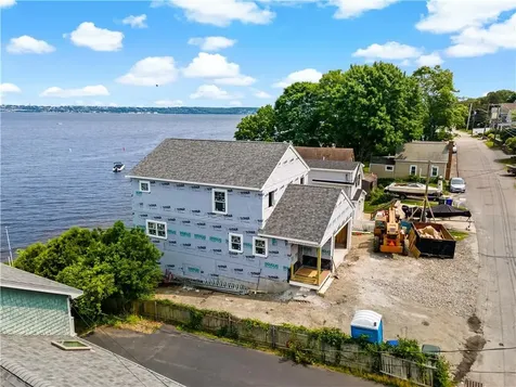 92 King Philip Avenue Bristol RI 02809