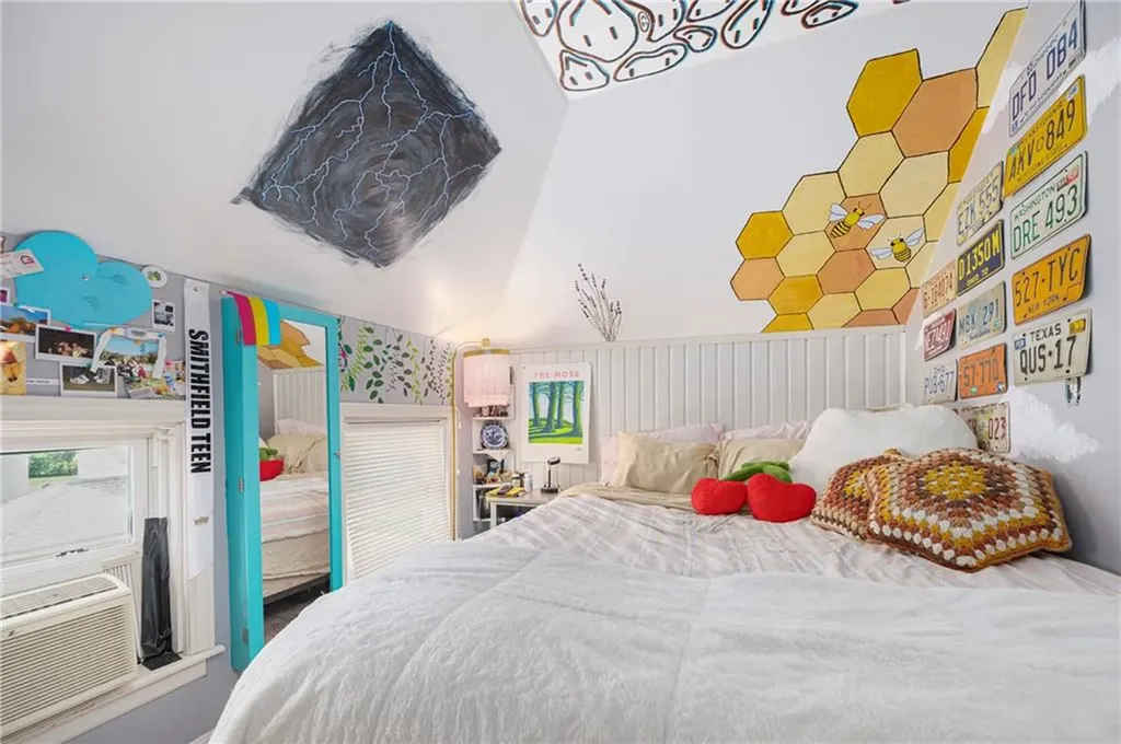 66 Dean Avenue Smithfield RI 02917