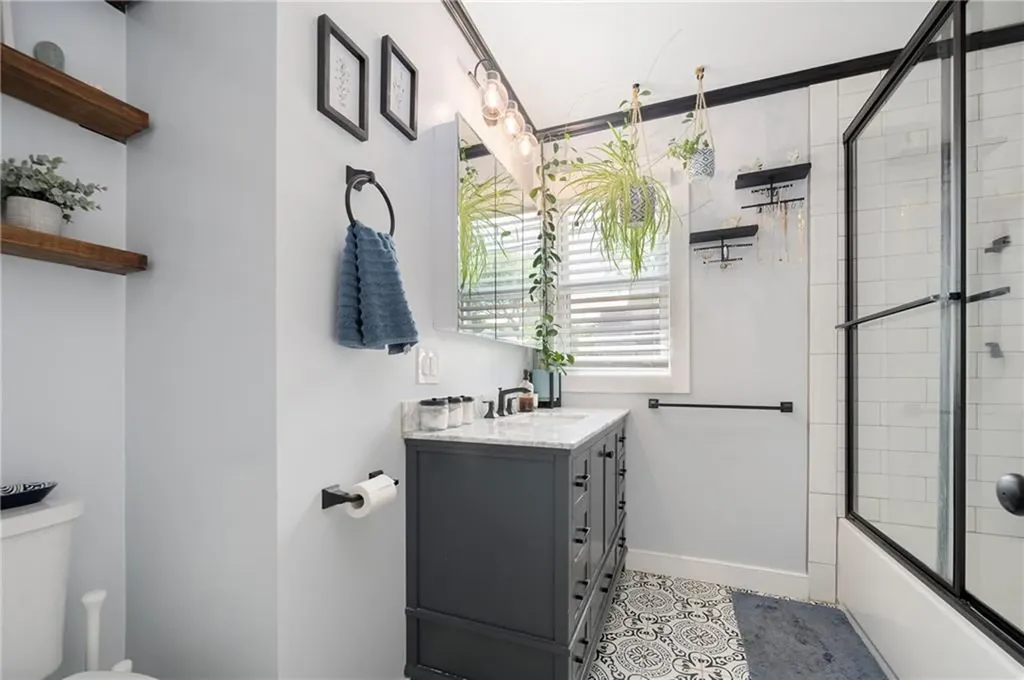 66 Dean Avenue Smithfield RI 02917