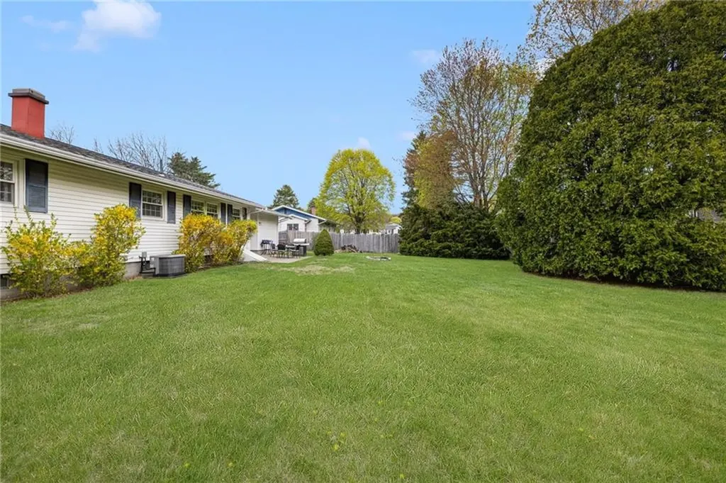 117 Newton Street Woonsocket RI 02895