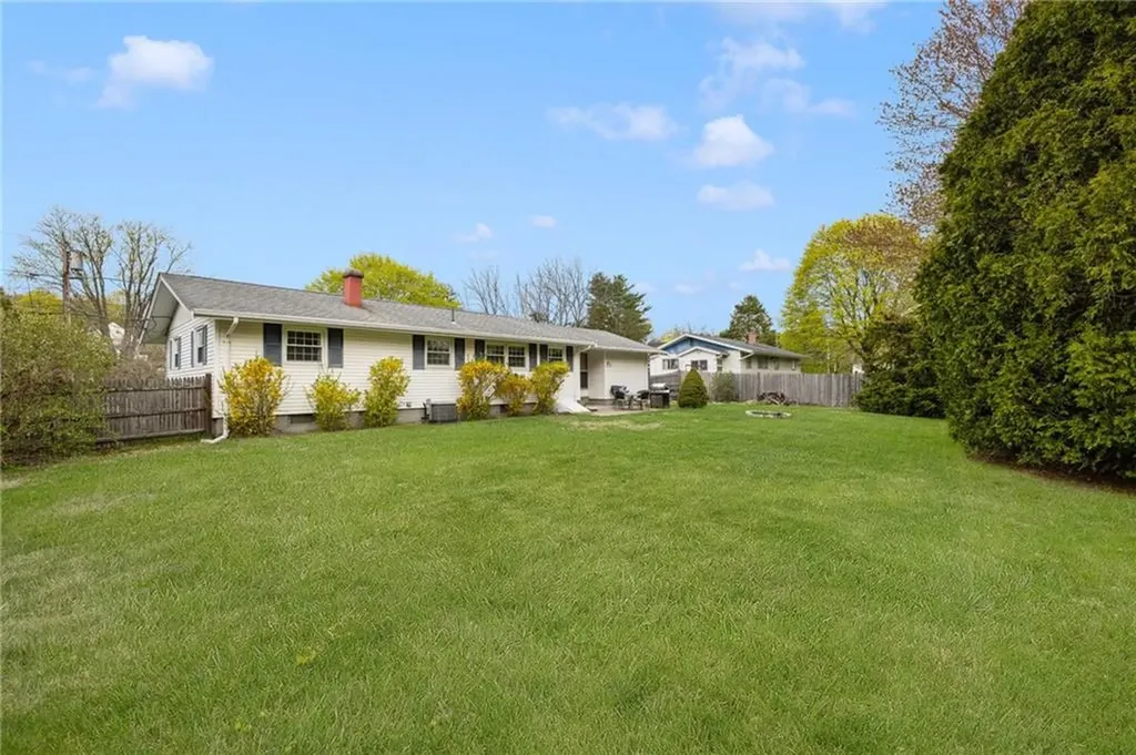 117 Newton Street Woonsocket RI 02895