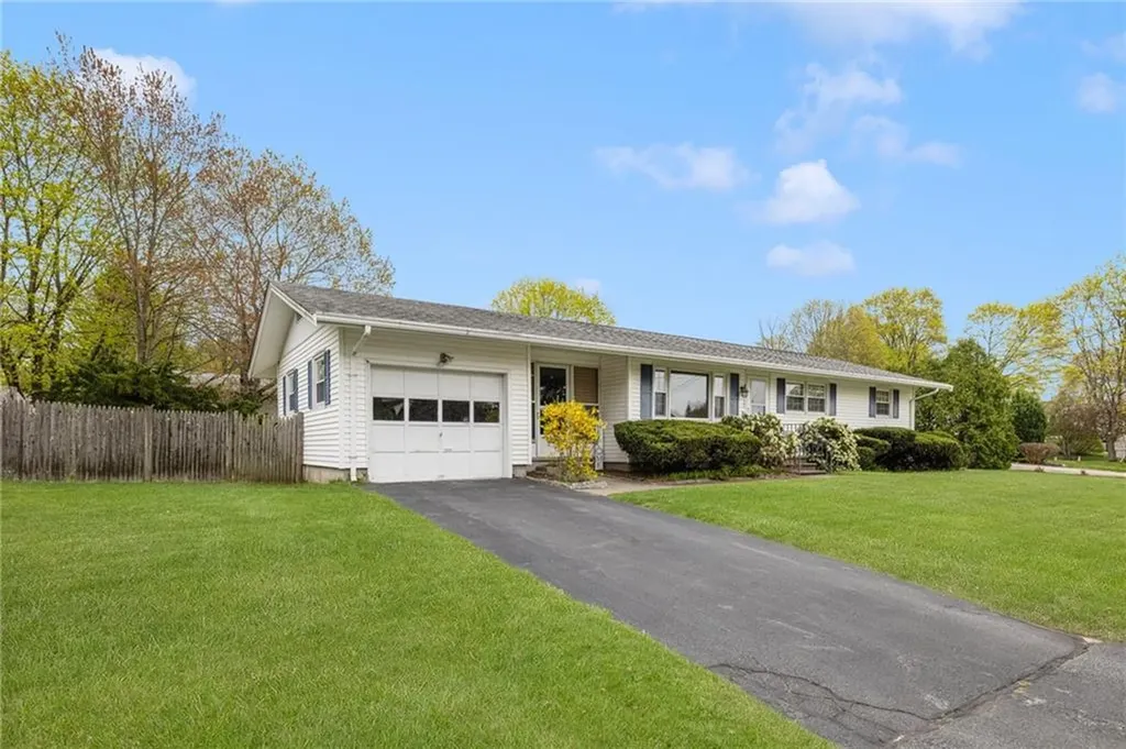 117 Newton Street Woonsocket RI 02895