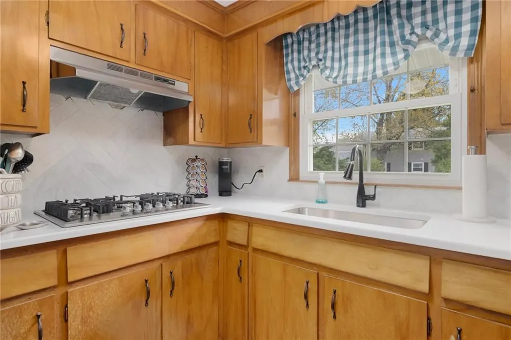 117 Newton Street Woonsocket RI 02895