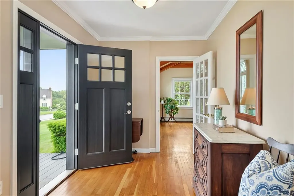 15 Roger Williams Court Portsmouth RI 02871