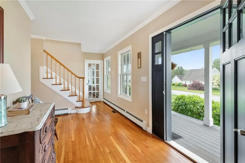 15 Roger Williams Court Portsmouth RI 02871