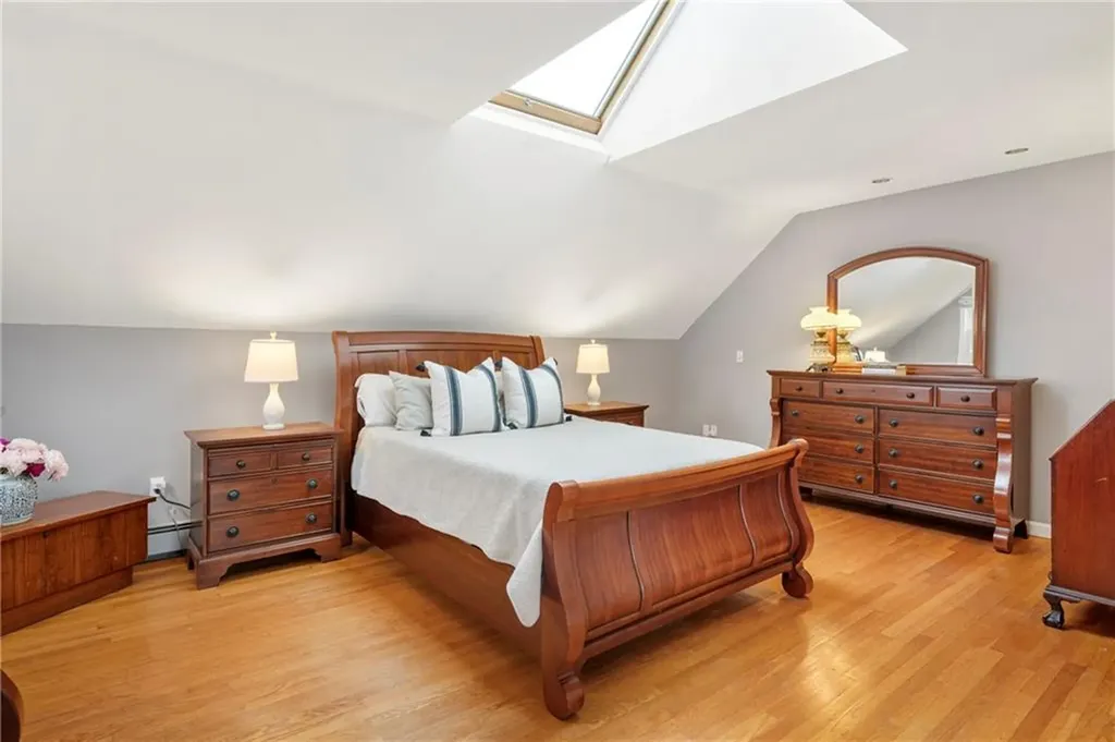 15 Roger Williams Court Portsmouth RI 02871