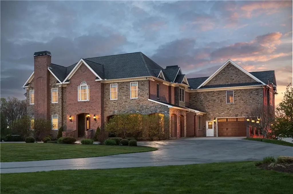 3070 Diamond Hill Road Cumberland RI 02864