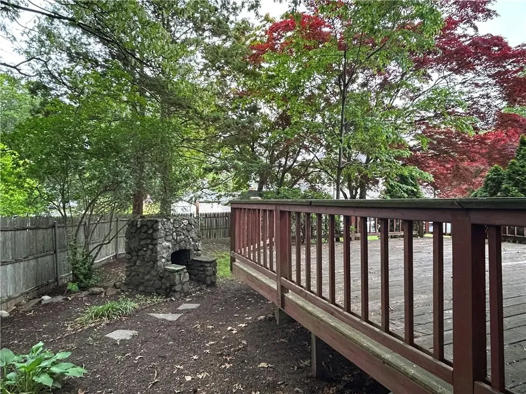 175 Oakland Avenue Cranston RI 02910