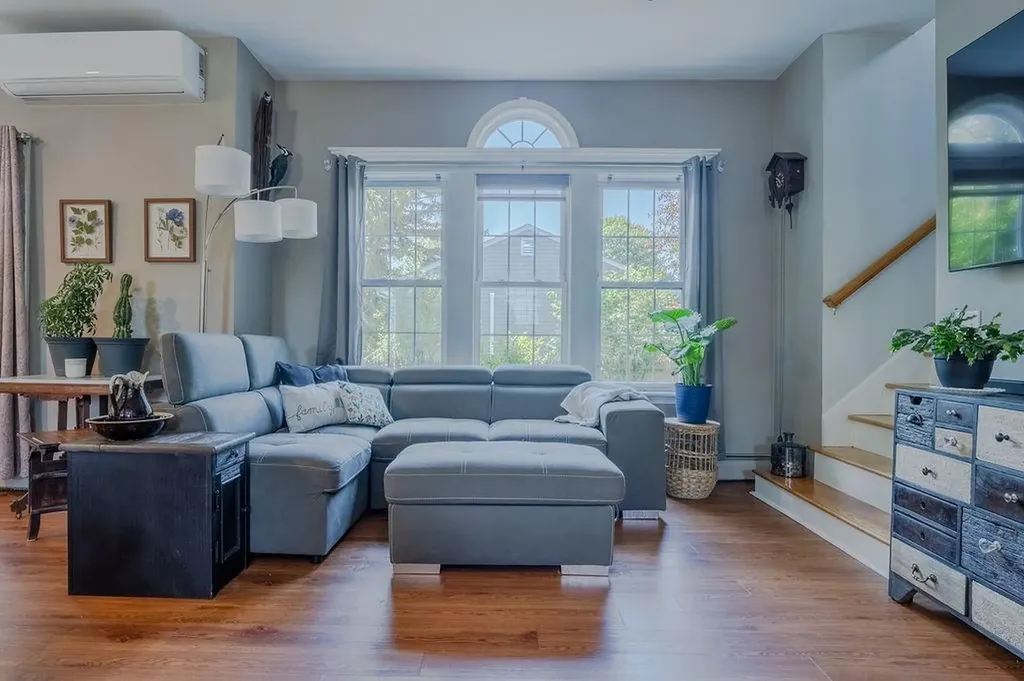 71 Vinton Avenue Cranston RI 02920