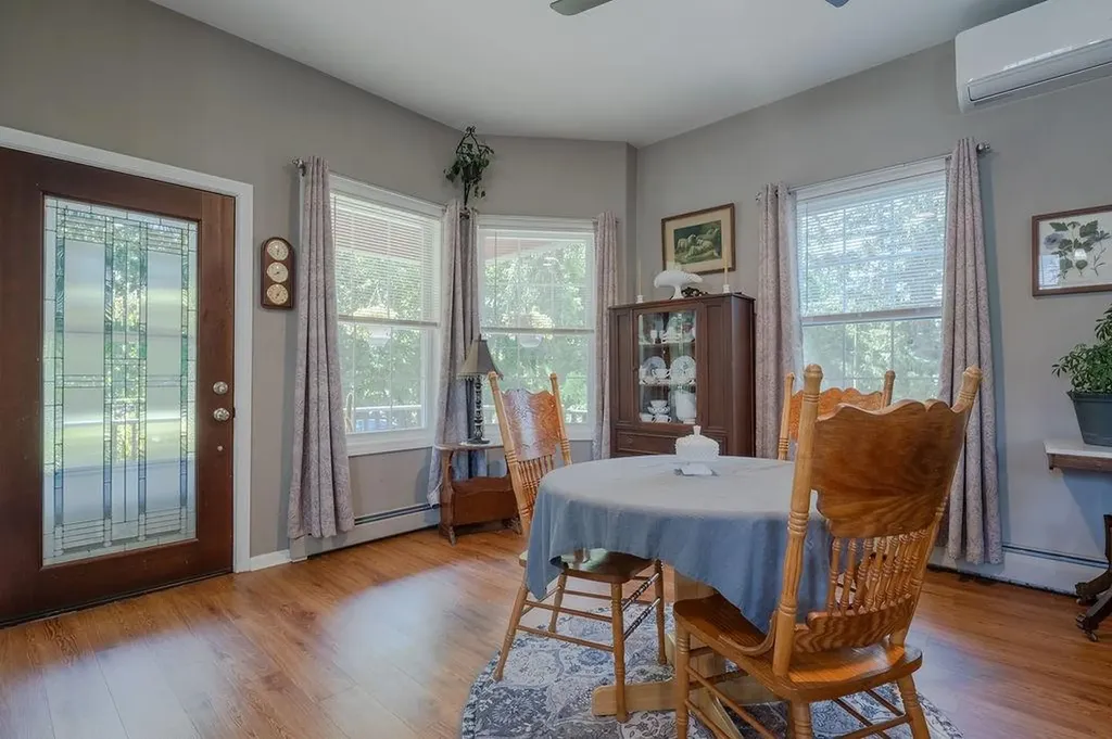 71 Vinton Avenue Cranston RI 02920