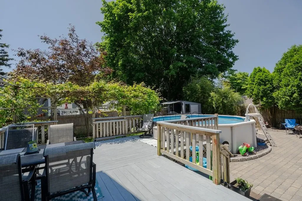 71 Vinton Avenue Cranston RI 02920