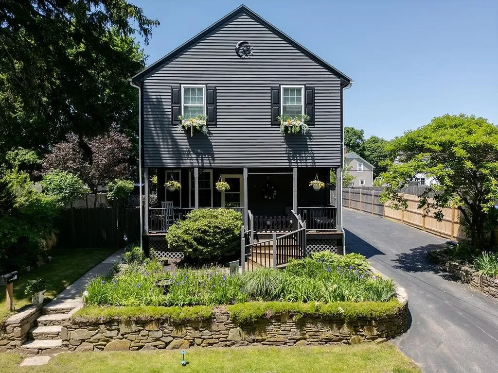 71 Vinton Avenue Cranston RI 02920