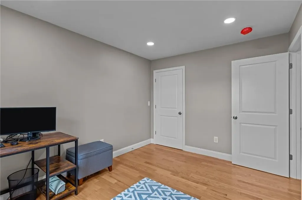 92 Dewolf Avenue Bristol RI 02809