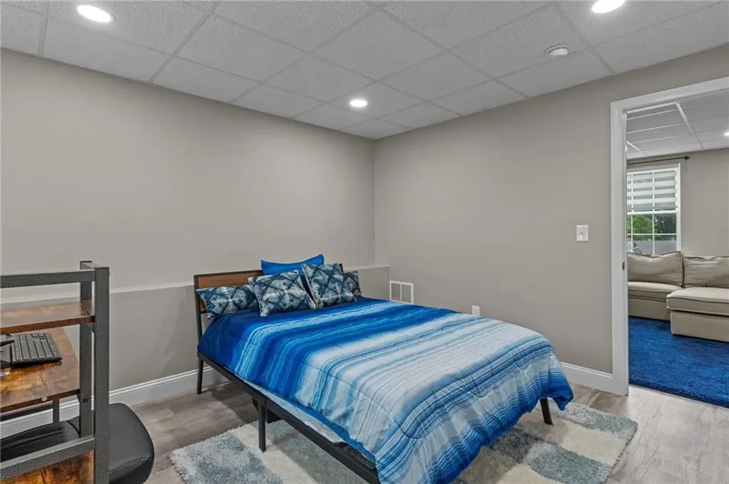 92 Dewolf Avenue Bristol RI 02809