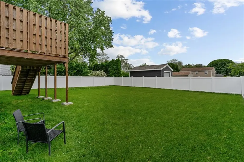 92 Dewolf Avenue Bristol RI 02809