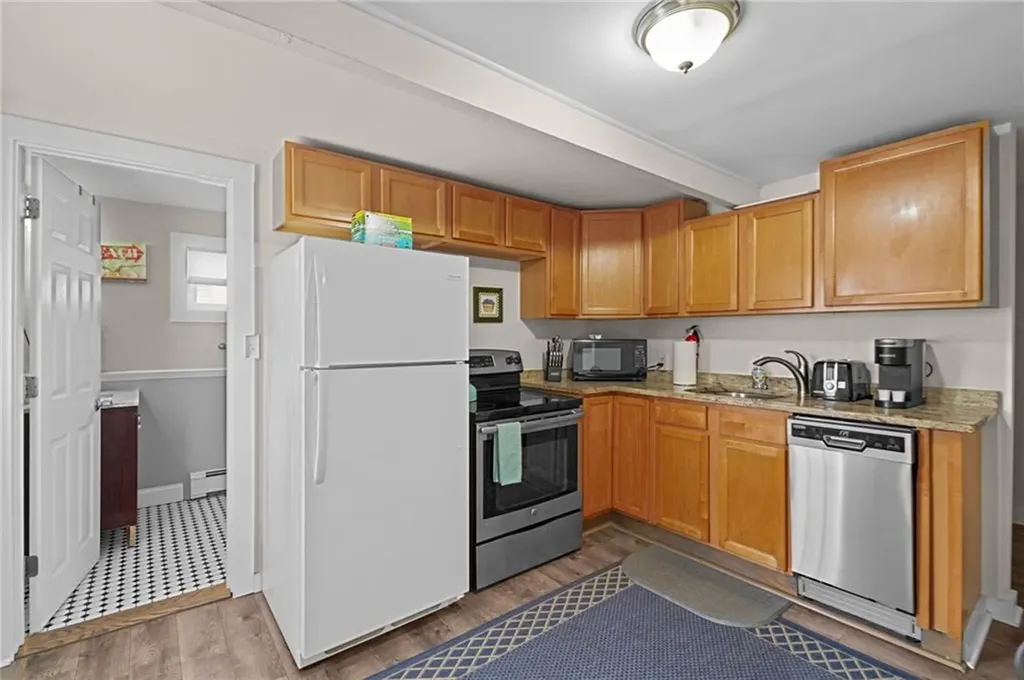 10 West Extension Street Newport RI 02840