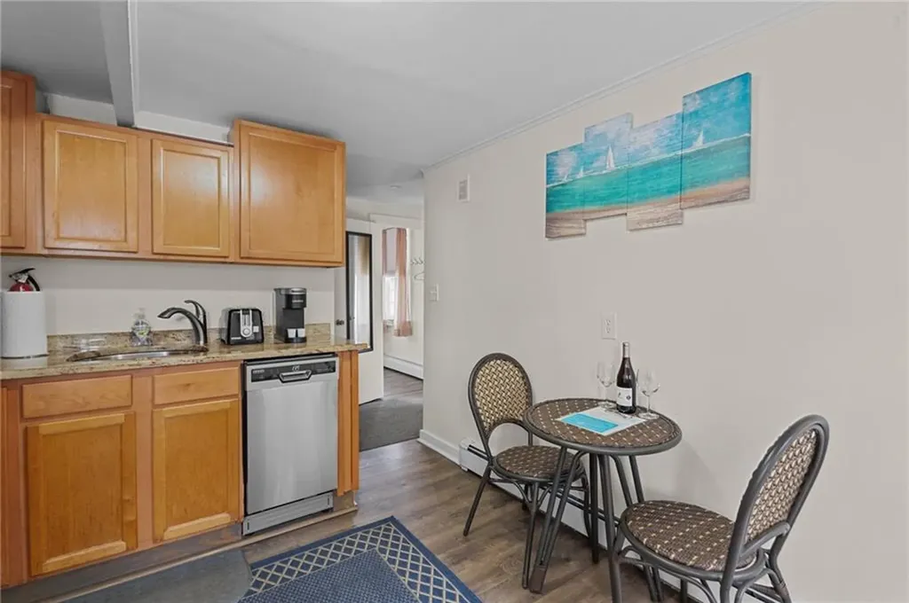 10 West Extension Street Newport RI 02840