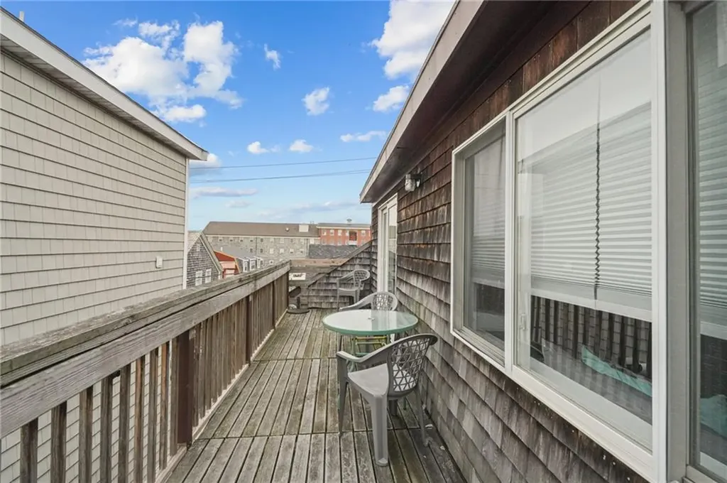 10 West Extension Street Newport RI 02840