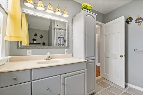 70 Burgess Avenue East Providence RI 02914