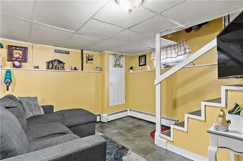 70 Burgess Avenue East Providence RI 02914