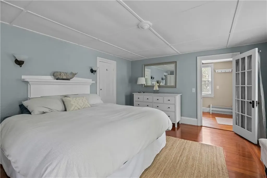325 Spring Street Newport RI 02840