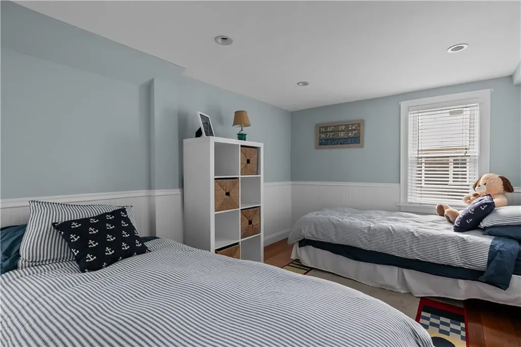 325 Spring Street Newport RI 02840