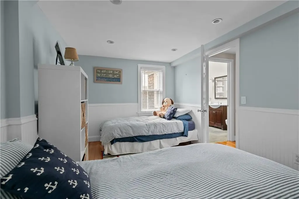 325 Spring Street Newport RI 02840