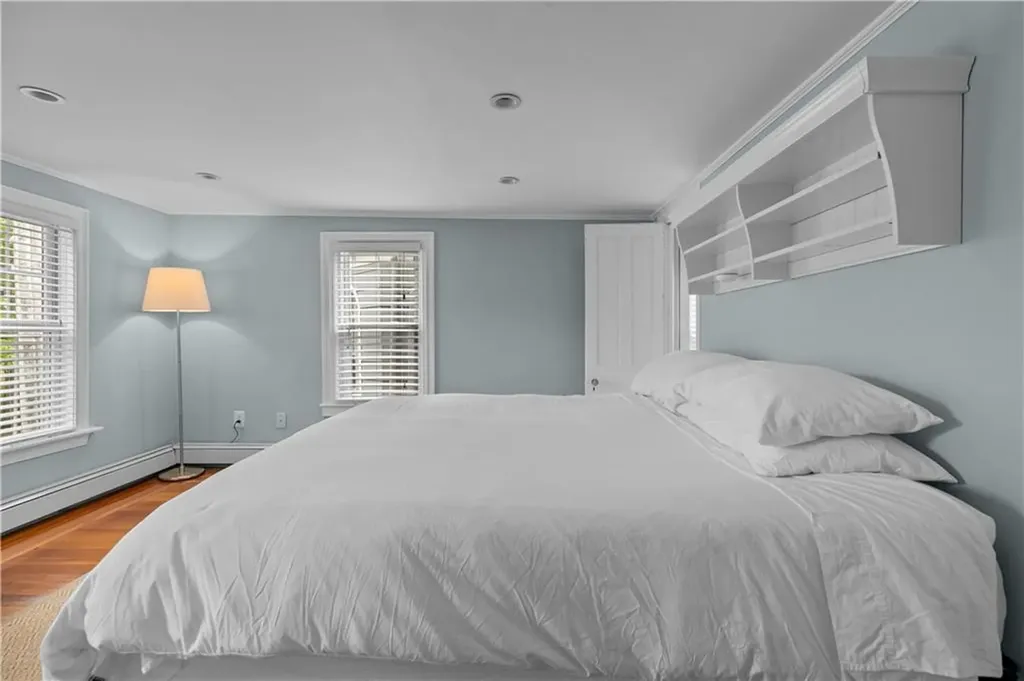 325 Spring Street Newport RI 02840