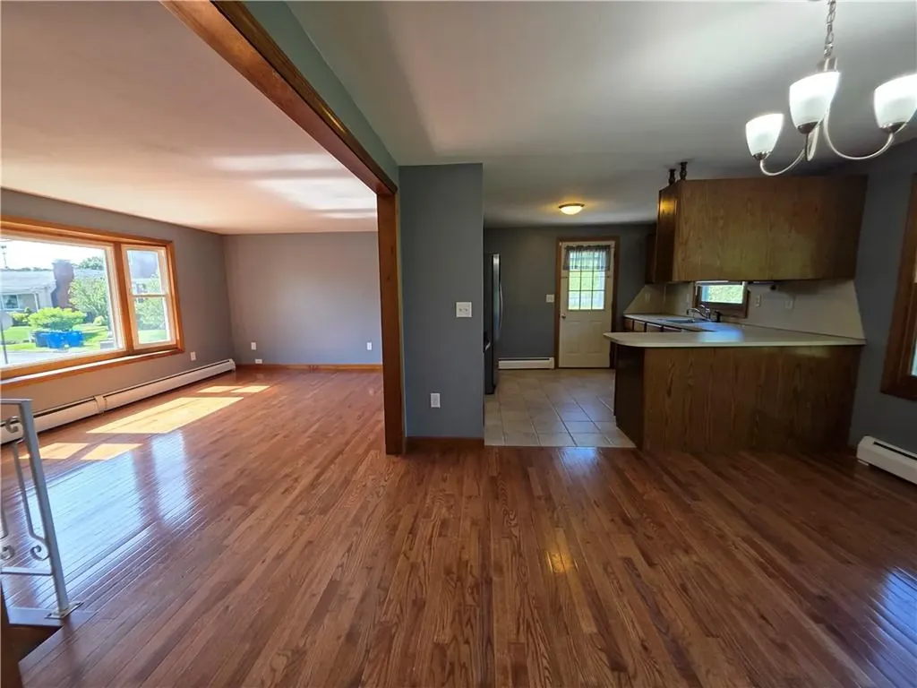 114 Florida Avenue Cranston RI 02920