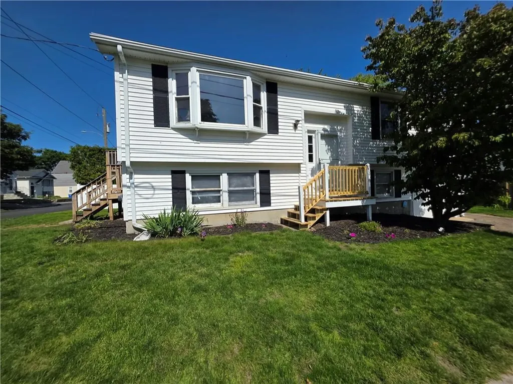 114 Florida Avenue Cranston RI 02920