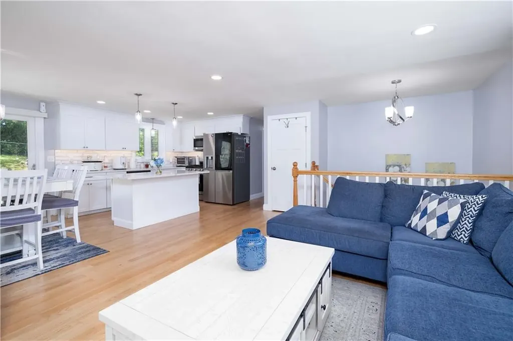 1 Grant Drive Coventry RI 02816