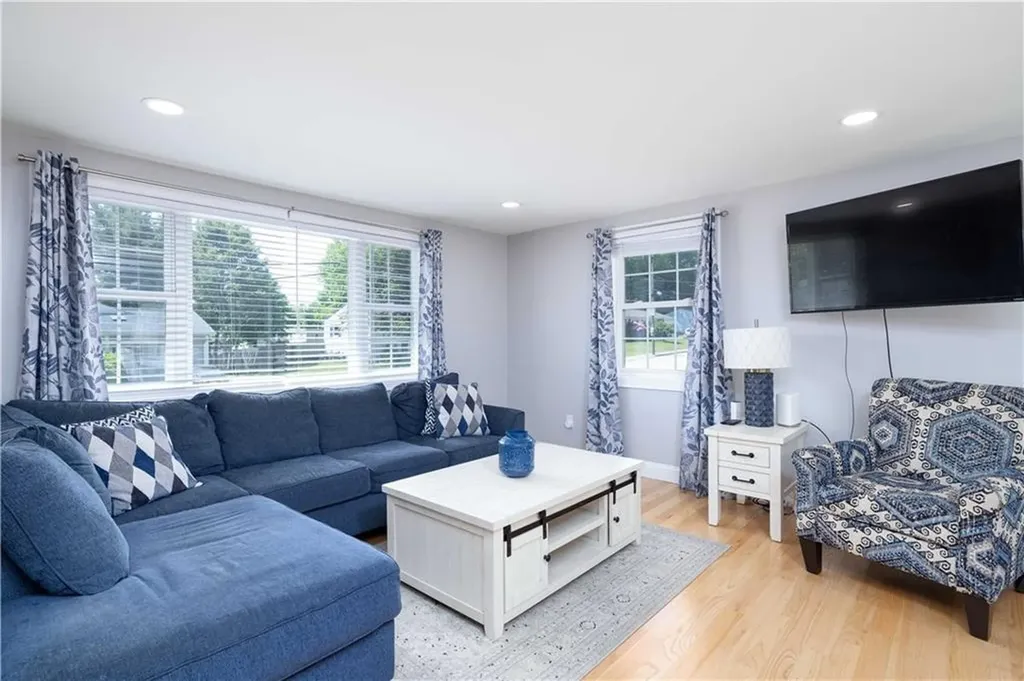 1 Grant Drive Coventry RI 02816