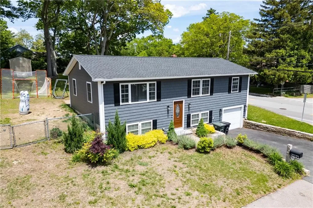 1 Grant Drive Coventry RI 02816