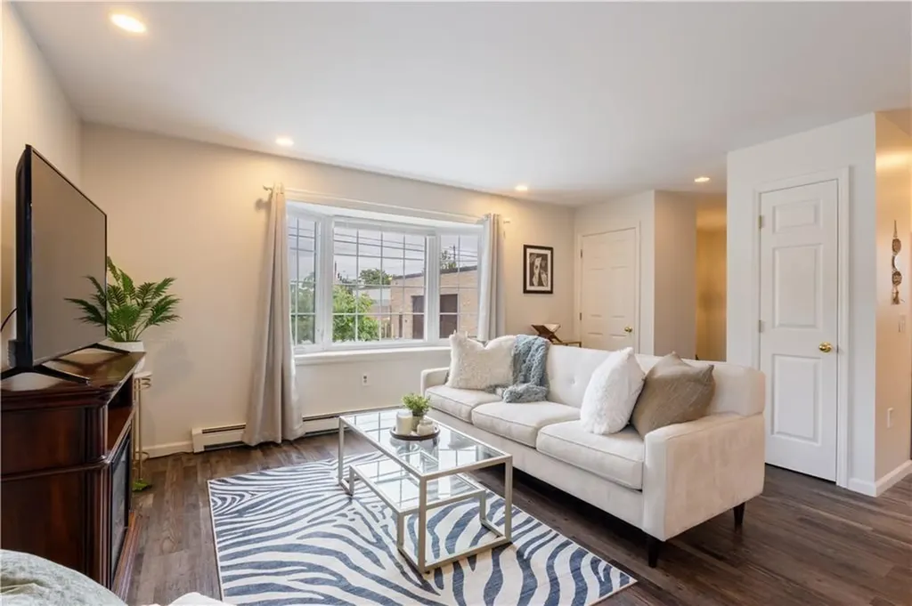 59 Batcheller Avenue Providence RI 02904