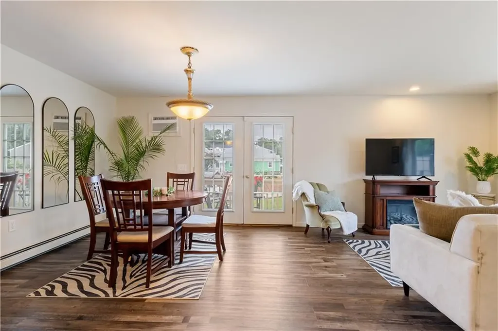 59 Batcheller Avenue Providence RI 02904
