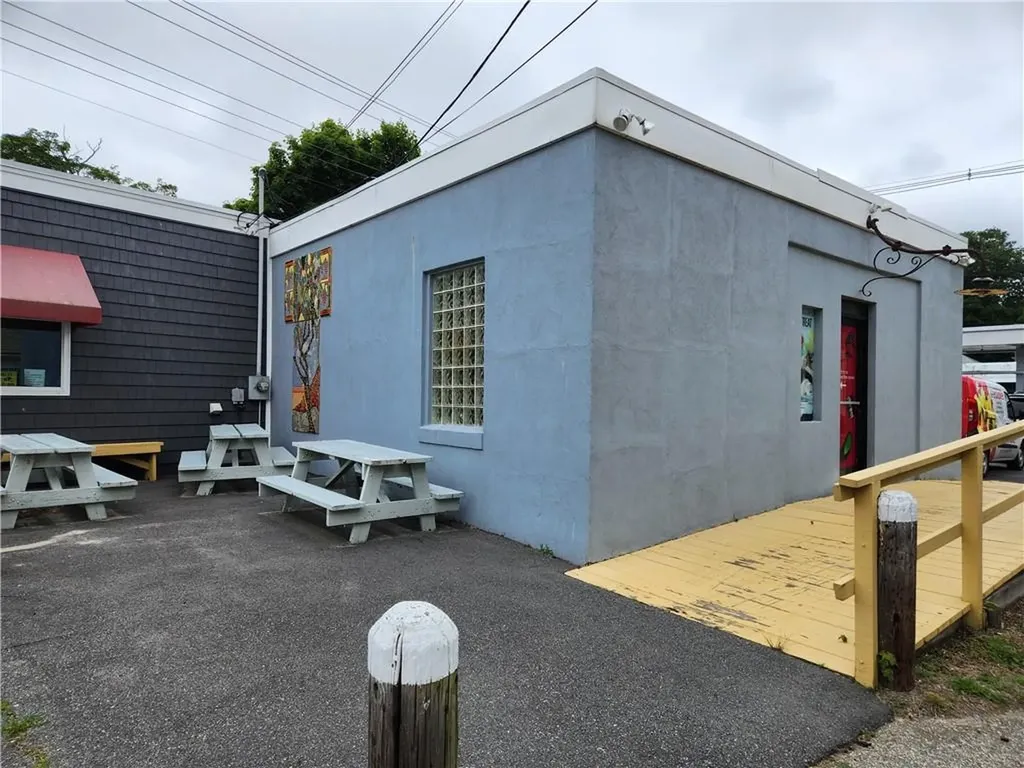 8 Turner Street Warren RI 02885