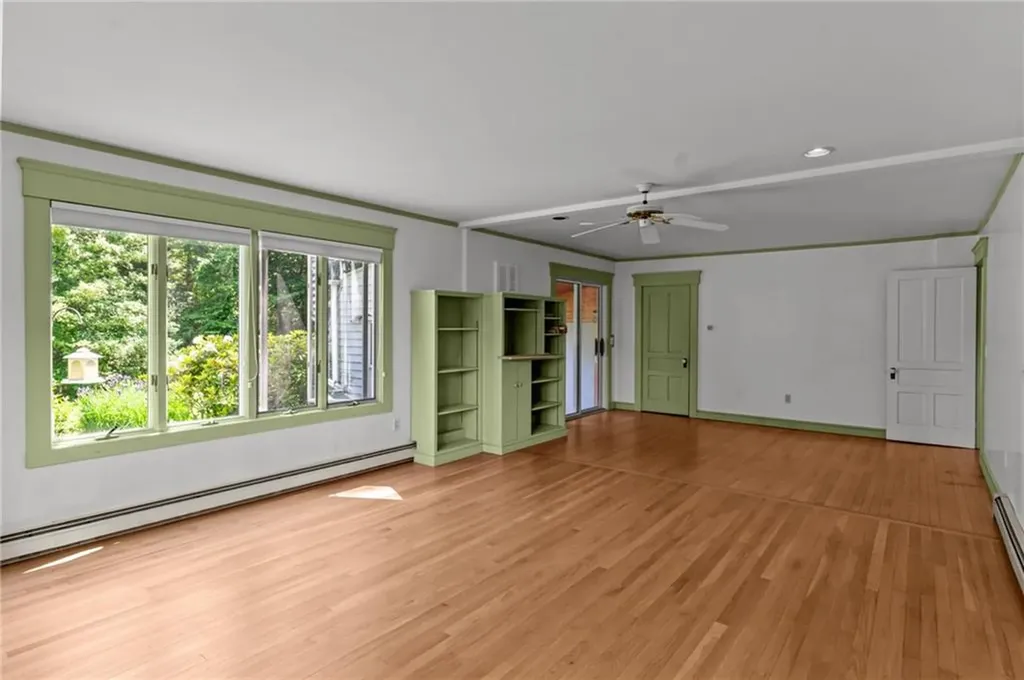 10 Liberty Road Exeter RI 02822
