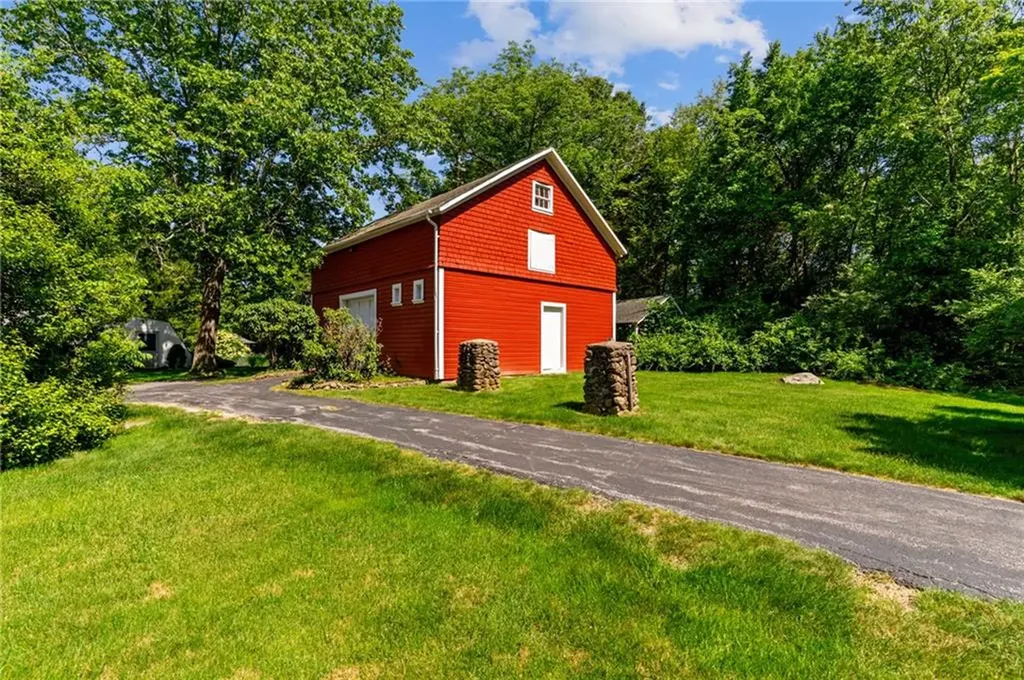 10 Liberty Road Exeter RI 02822