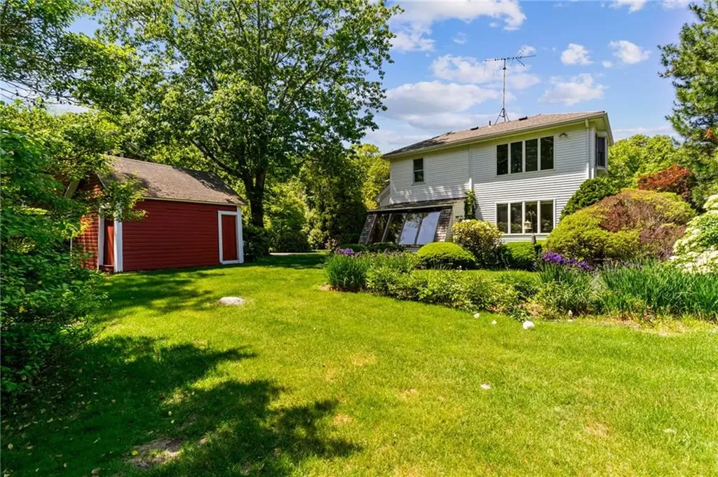 10 Liberty Road Exeter RI 02822