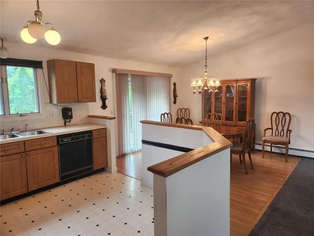111 Village Avenue Cranston RI 02920