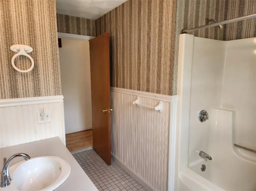 111 Village Avenue Cranston RI 02920