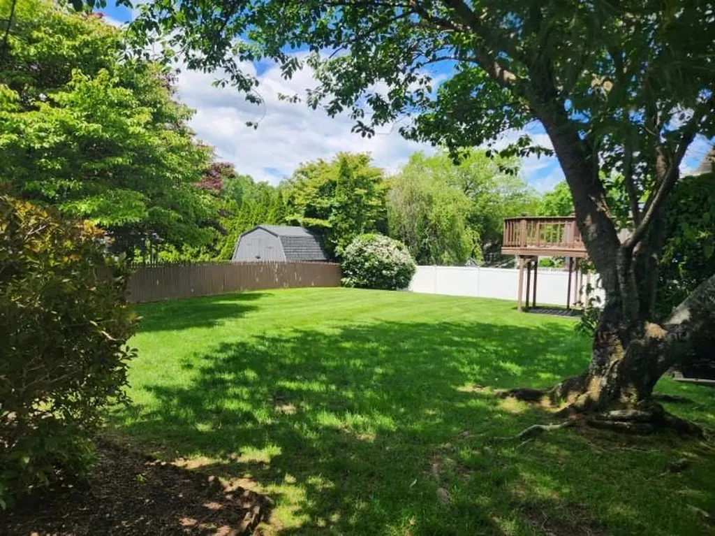 111 Village Avenue Cranston RI 02920