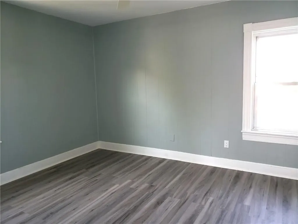 1718 Smith Street North Providence RI 02911