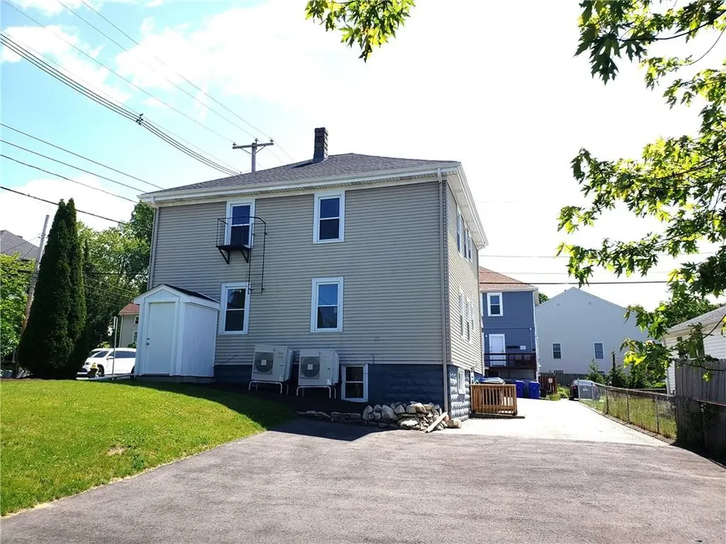 1718 Smith Street North Providence RI 02911